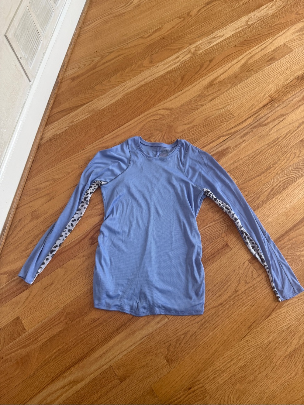 Lucky in Love workout long sleeve top mesh on sleeves